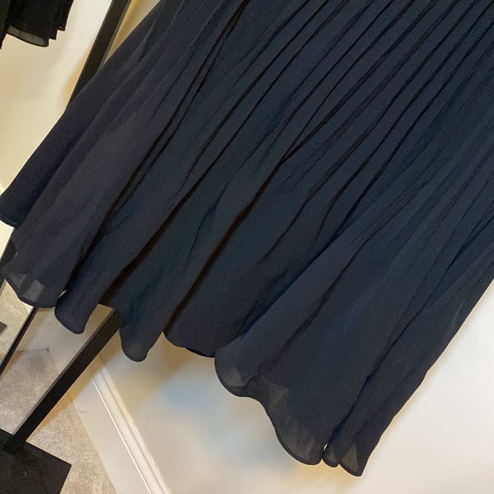 ‼️CLUB MONACO‼️ - Picture 5 of 5